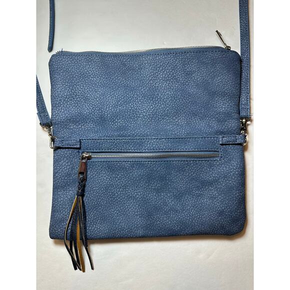 Chicos Sondra Roberts Sally Studded Clutch Pebbled Faux Leather Crossbody Strap - Picture 8 of 10